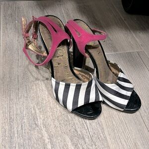 Women’s heels size 5